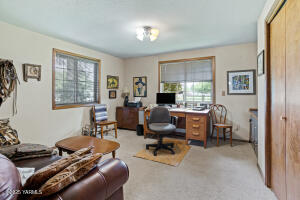 Yakima, Washington, 98903, United States, 3 Bedrooms Bedrooms, ,3 BathroomsBathrooms,Residential,For Sale,1846825