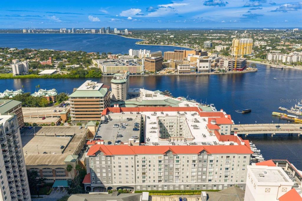 Tampa, Florida, 33602, United States, 2 Bedrooms Bedrooms, ,2 BathroomsBathrooms,Residential,For Sale,2002253