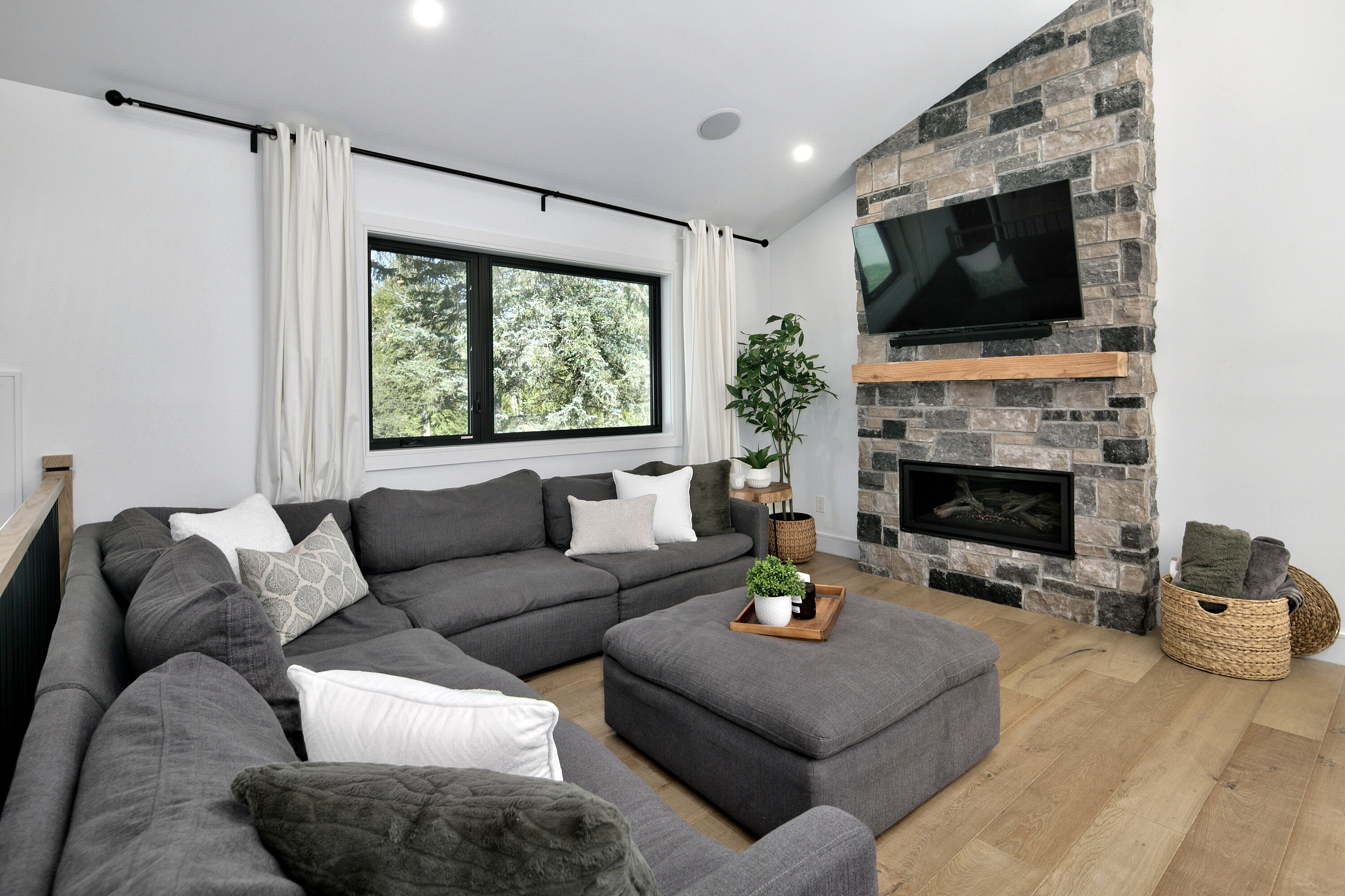  Private Creekside Retreat - 物件實景