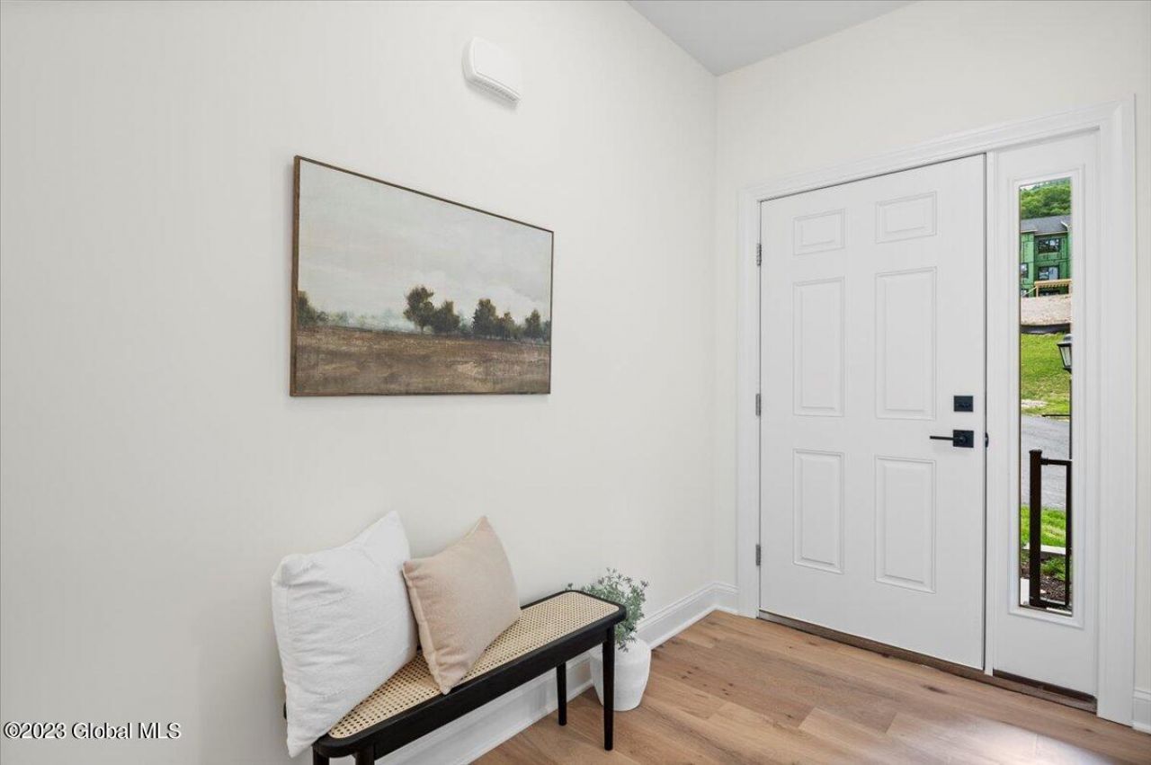 Lake George, New York, 12845, United States, 3 Bedrooms Bedrooms, ,3 BathroomsBathrooms,Residential,For Sale,1903586