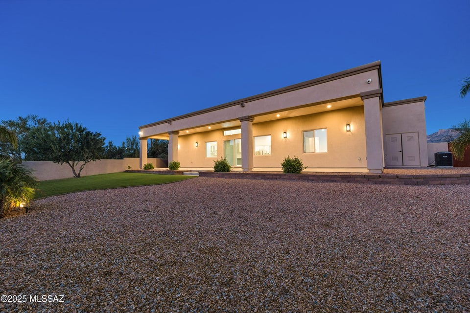 Oro Valley, Arizona, 85742, United States, 4 Bedrooms Bedrooms, ,4 BathroomsBathrooms,Residential,For Sale,1978963
