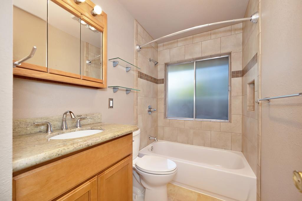 Roseville, California, 95678, United States, 3 Bedrooms Bedrooms, ,2 BathroomsBathrooms,Residential,For Sale,1940546