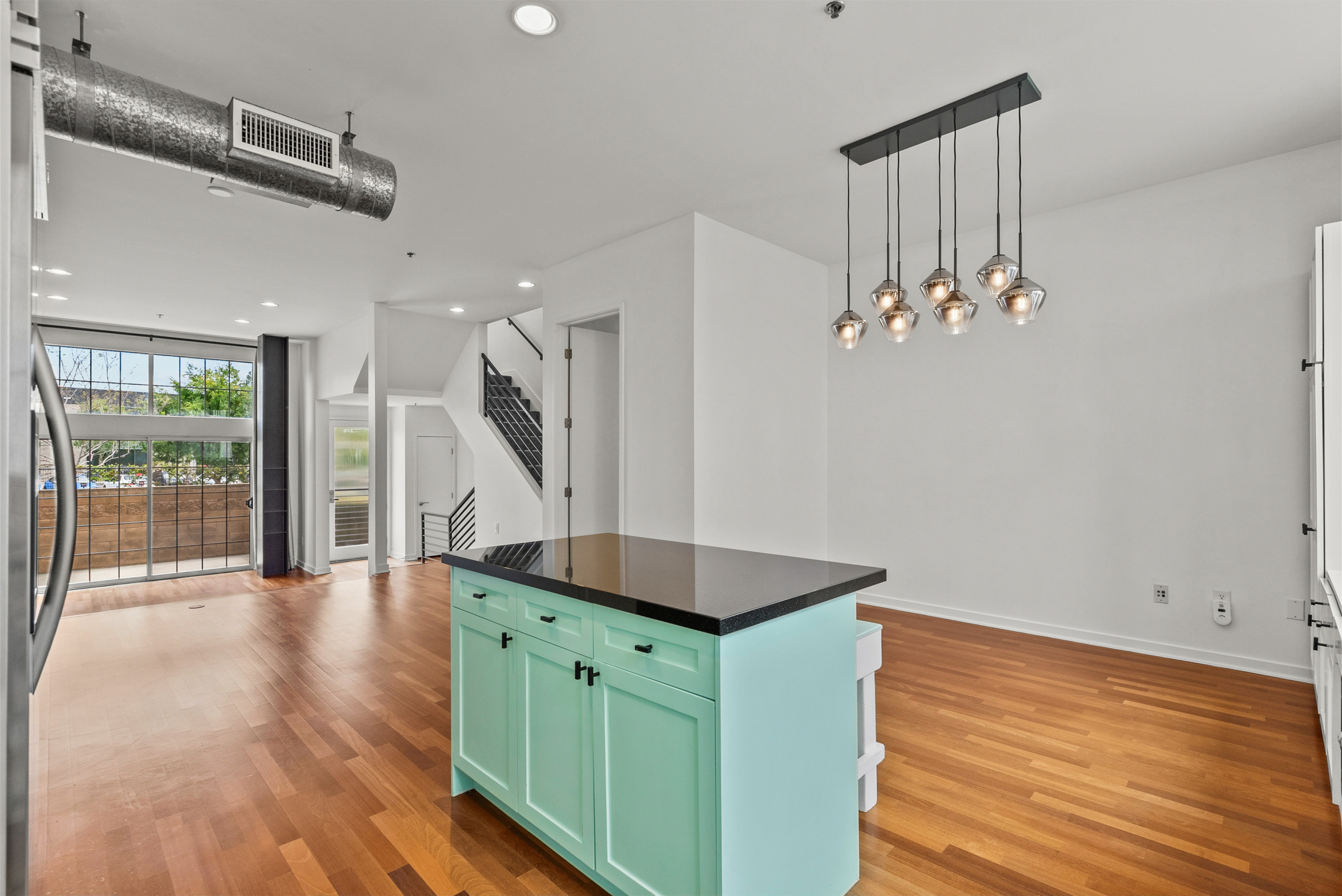  5400 Playa Vista Dr - 物件實景