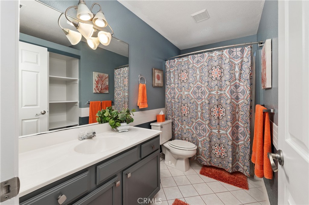 Fallbrook, California, 92028, United States, 5 Bedrooms Bedrooms, ,3 BathroomsBathrooms,Residential,For Sale,2003504