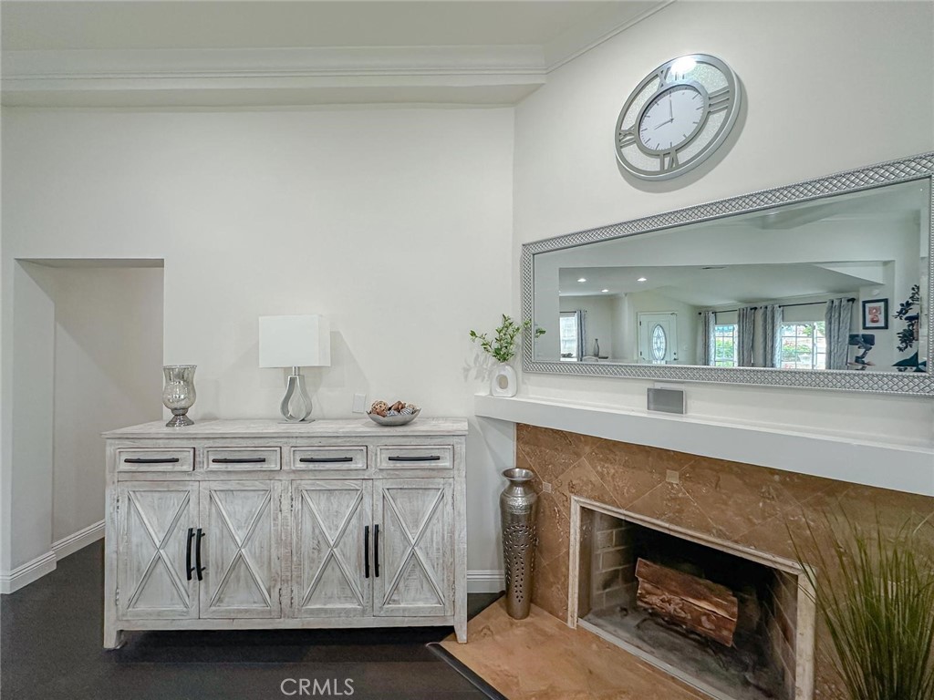 Los Angeles, California, 90043, United States, 3 Bedrooms Bedrooms, ,2 BathroomsBathrooms,Residential,For Sale,1981905