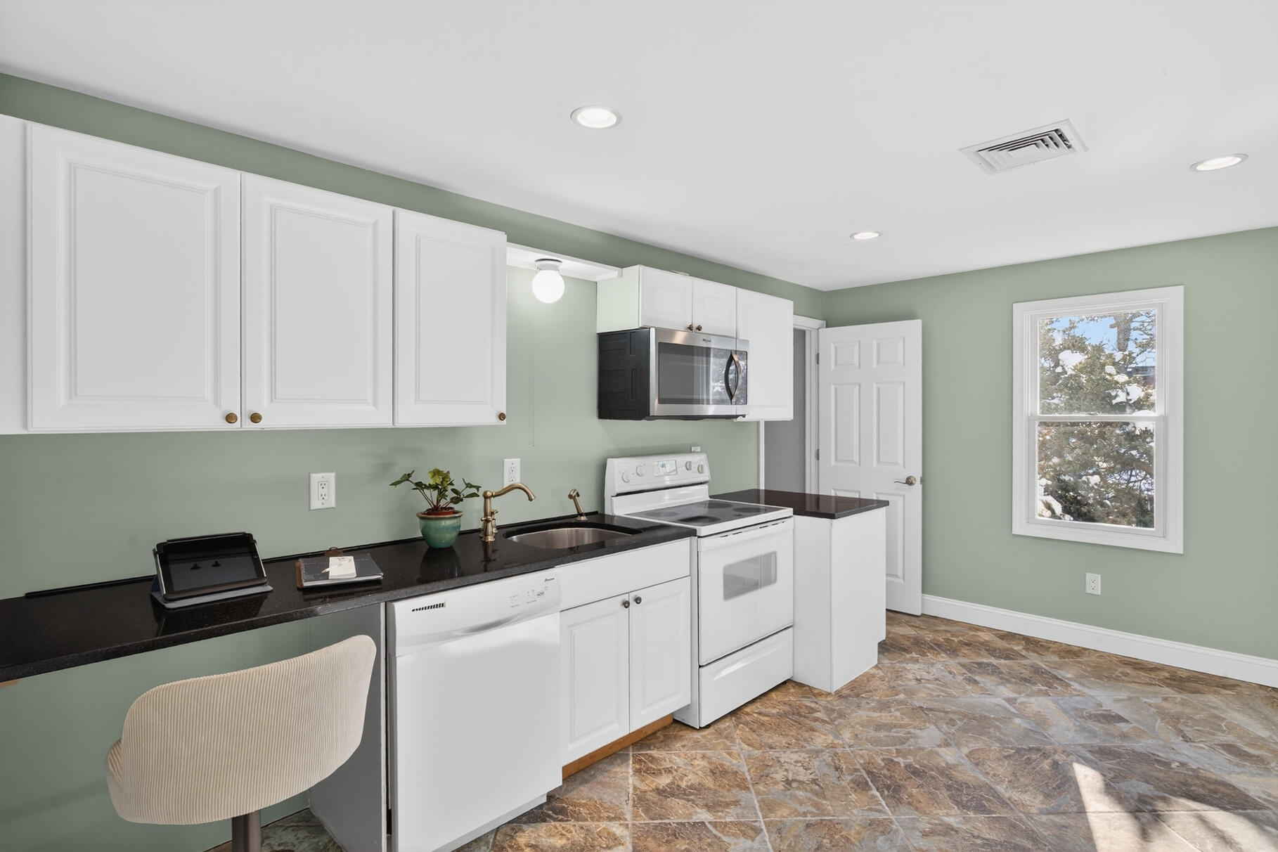  15 Seconsett Point Road - 物件實景