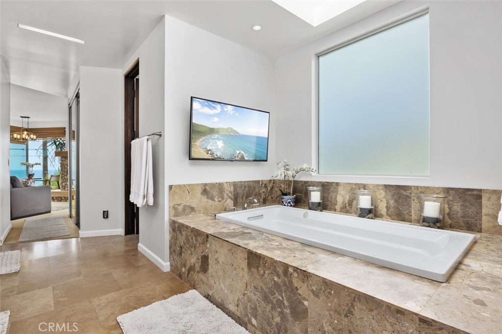 Carlsbad, California, 92008, United States, 6 Bedrooms Bedrooms, ,7 BathroomsBathrooms,Residential,For Sale,1875439