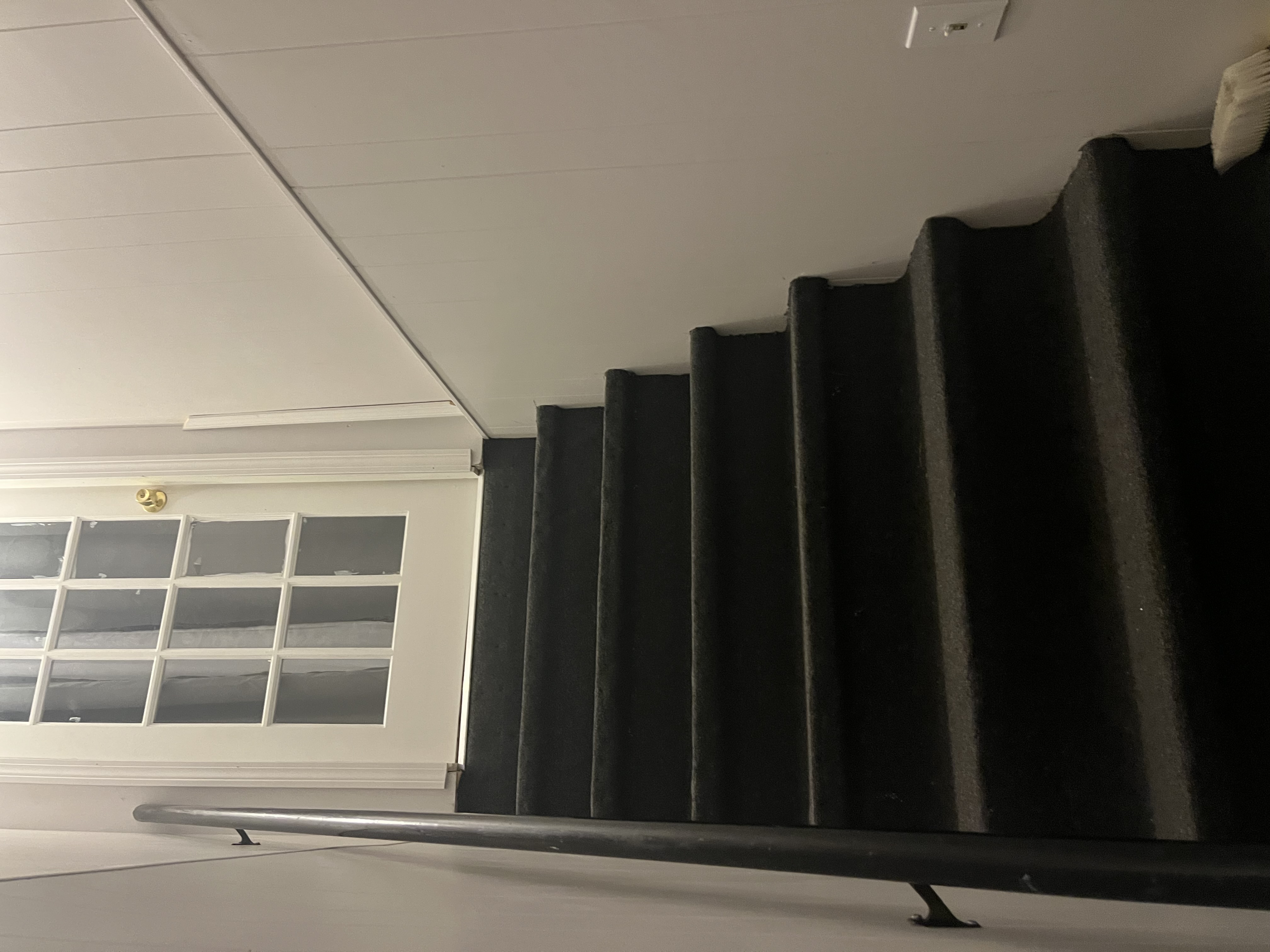 North Providence, Rhode Island, 02911, United States, 4 Bedrooms Bedrooms, ,4 BathroomsBathrooms,Residential,For Sale,1981959