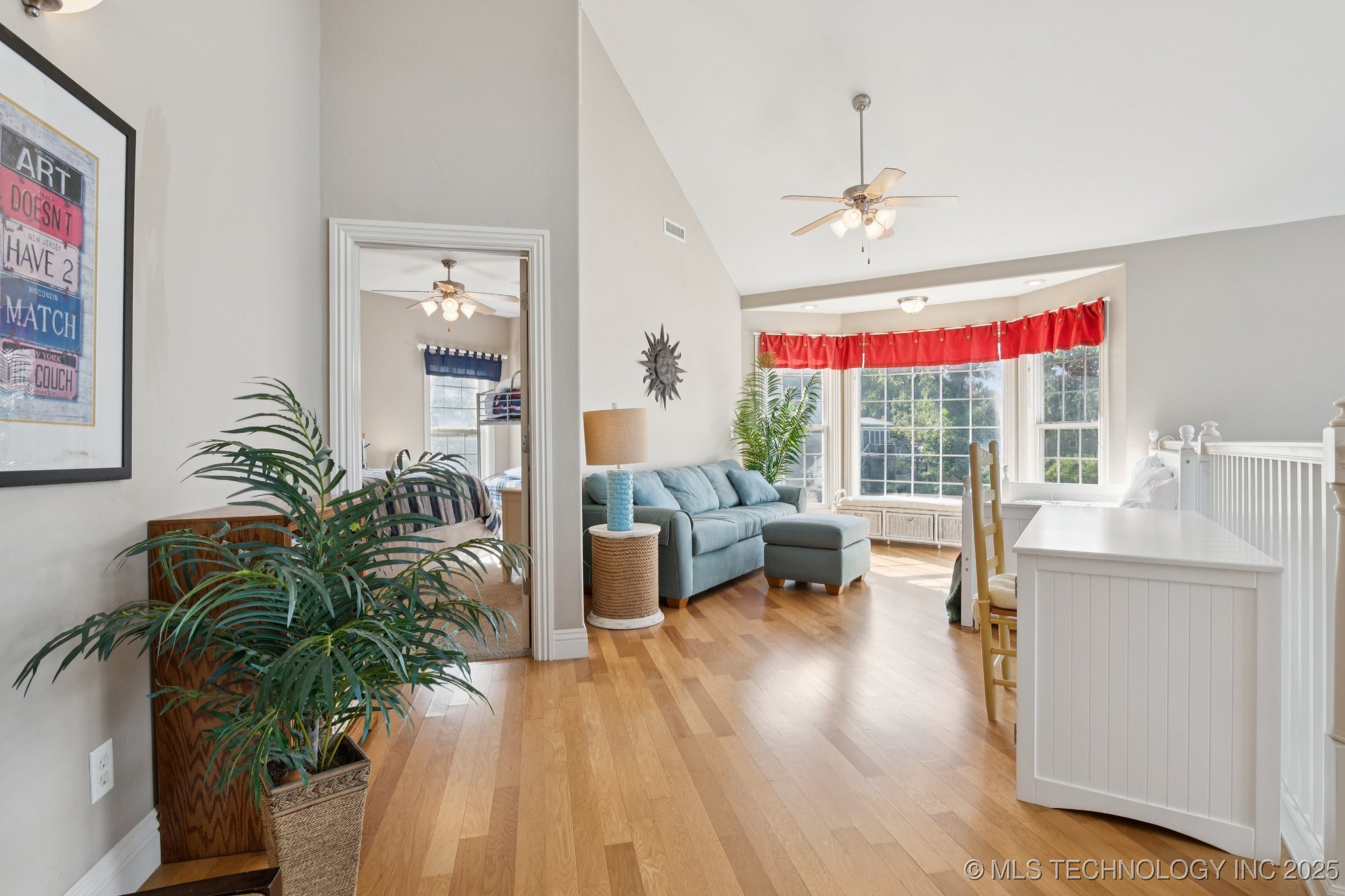 Grove, Oklahoma, 74344, United States, 3 Bedrooms Bedrooms, ,3 BathroomsBathrooms,Residential,For Sale,1900889