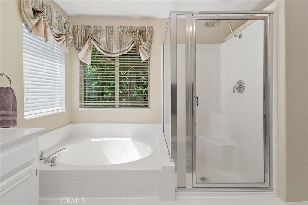 Murrieta, California, 92563, United States, 4 Bedrooms Bedrooms, ,4 BathroomsBathrooms,Residential,For Sale,1829375
