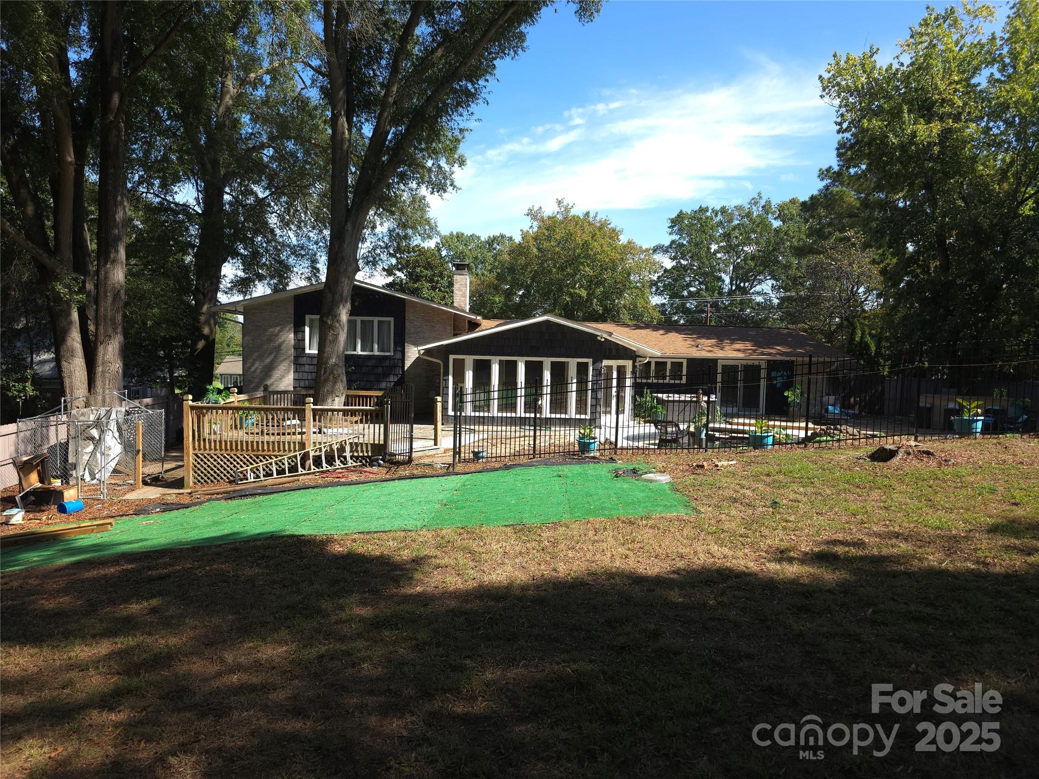 Salisbury, North Carolina, 28144, United States, 5 Bedrooms Bedrooms, ,3 BathroomsBathrooms,Residential,For Sale,1955338