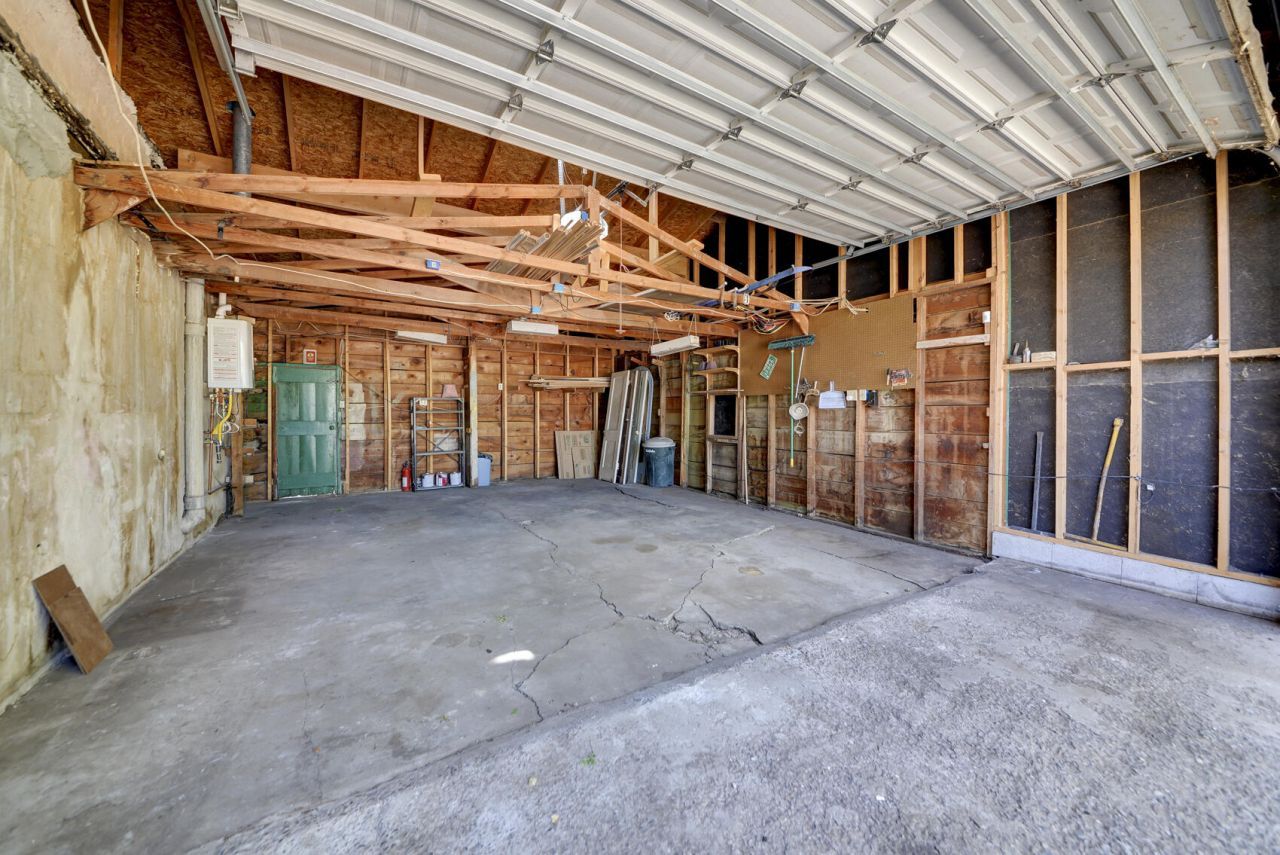 Albuquerque, New Mexico, 87108, United States, 3 Bedrooms Bedrooms, ,3 BathroomsBathrooms,Residential,For Sale,1902192