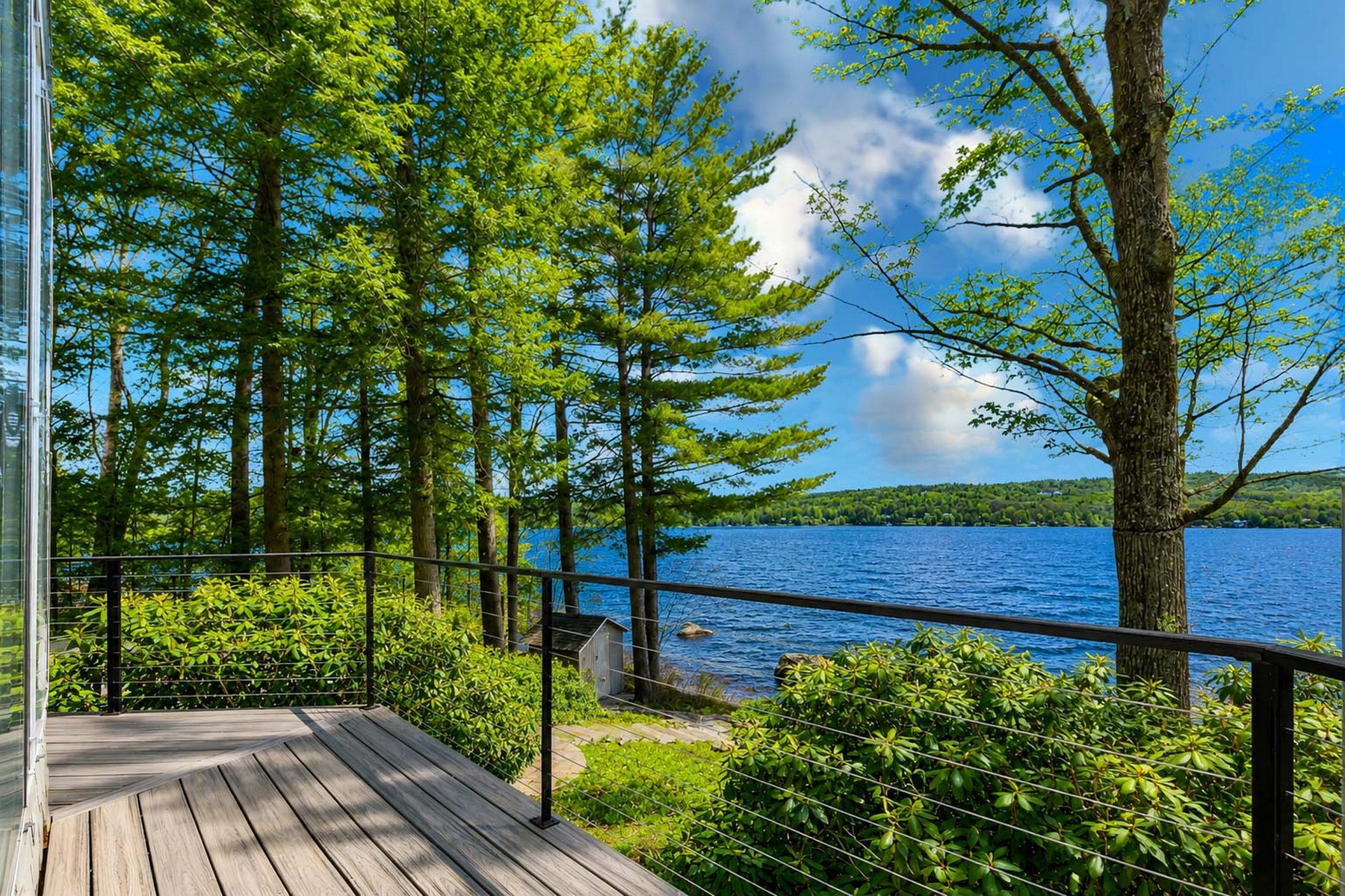  986 Lakeshore Drive - 物件實景