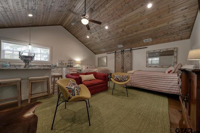 Lindale, Texas, 75771, United States, 3 Bedrooms Bedrooms, ,2 BathroomsBathrooms,Residential,For Sale,1977998