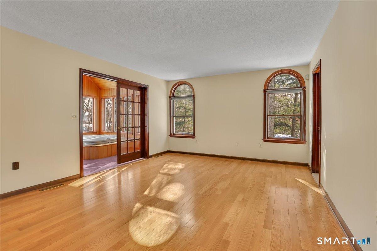 Southington, Connecticut, 06489, United States, 4 Bedrooms Bedrooms, ,3 BathroomsBathrooms,Residential,For Sale,2013788