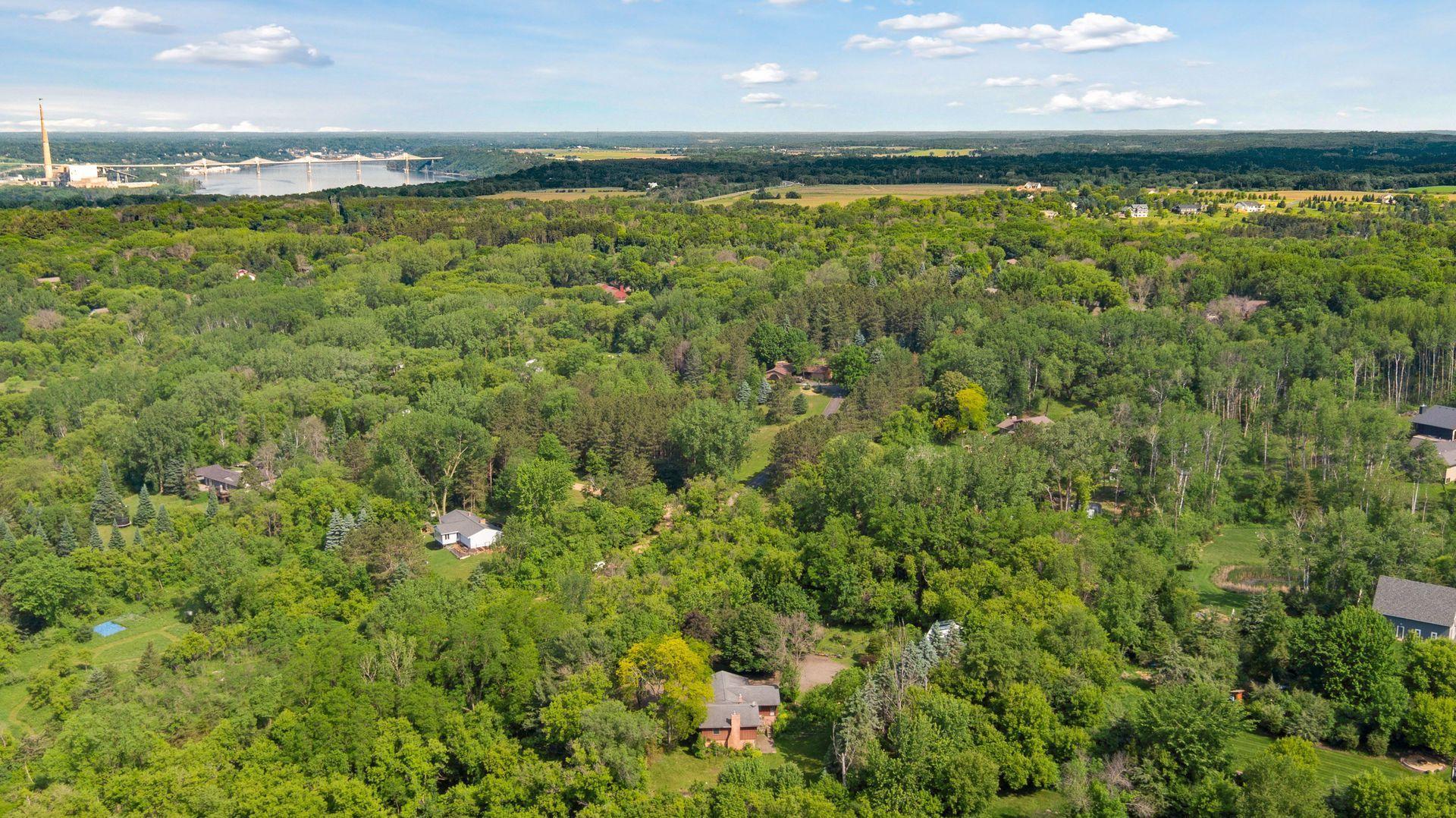 Hudson, Wisconsin, 54016, United States, 4 Bedrooms Bedrooms, ,2 BathroomsBathrooms,Residential,For Sale,1923274