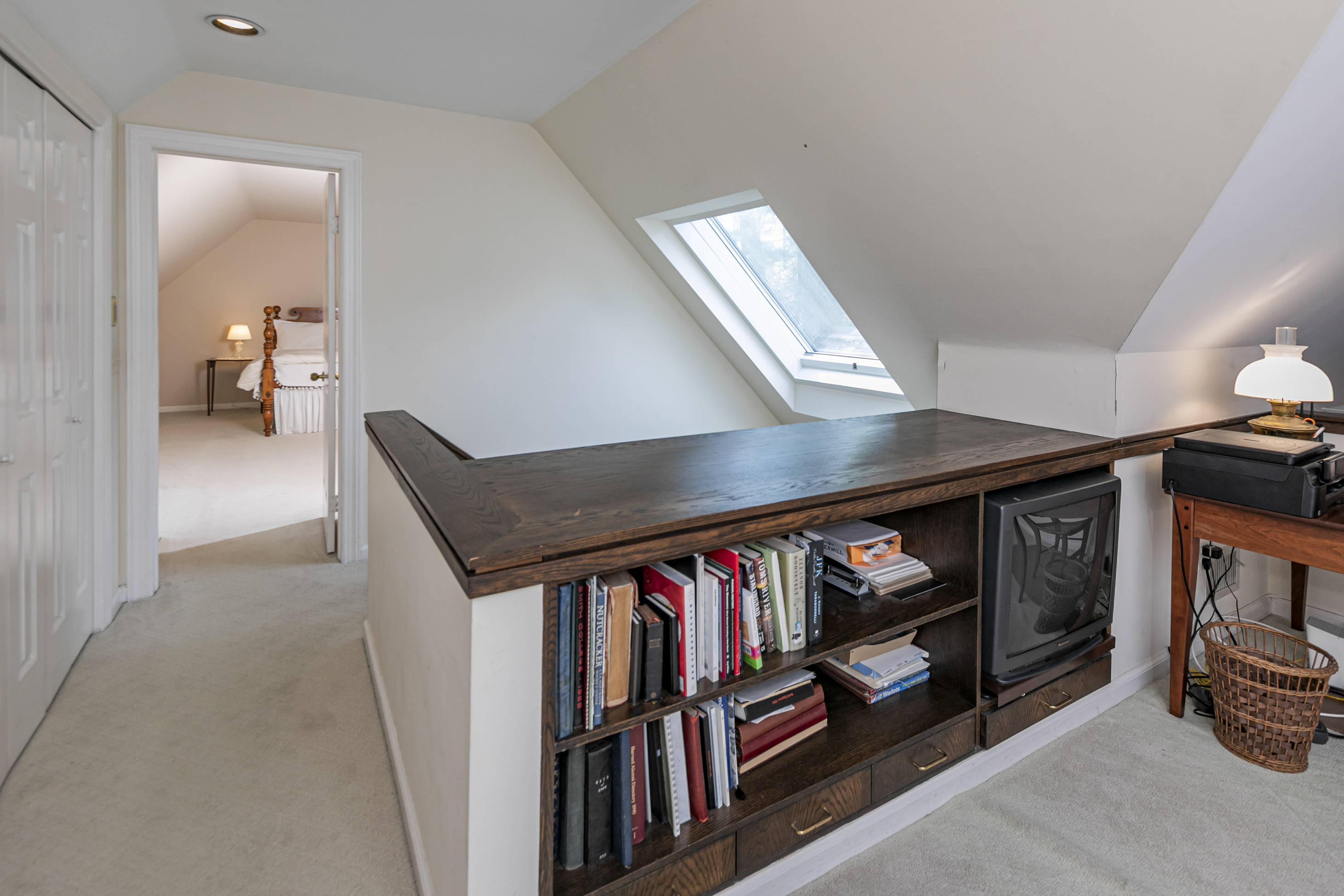  Constitution Hill Living with First Floor Primary Suite - 物件實景