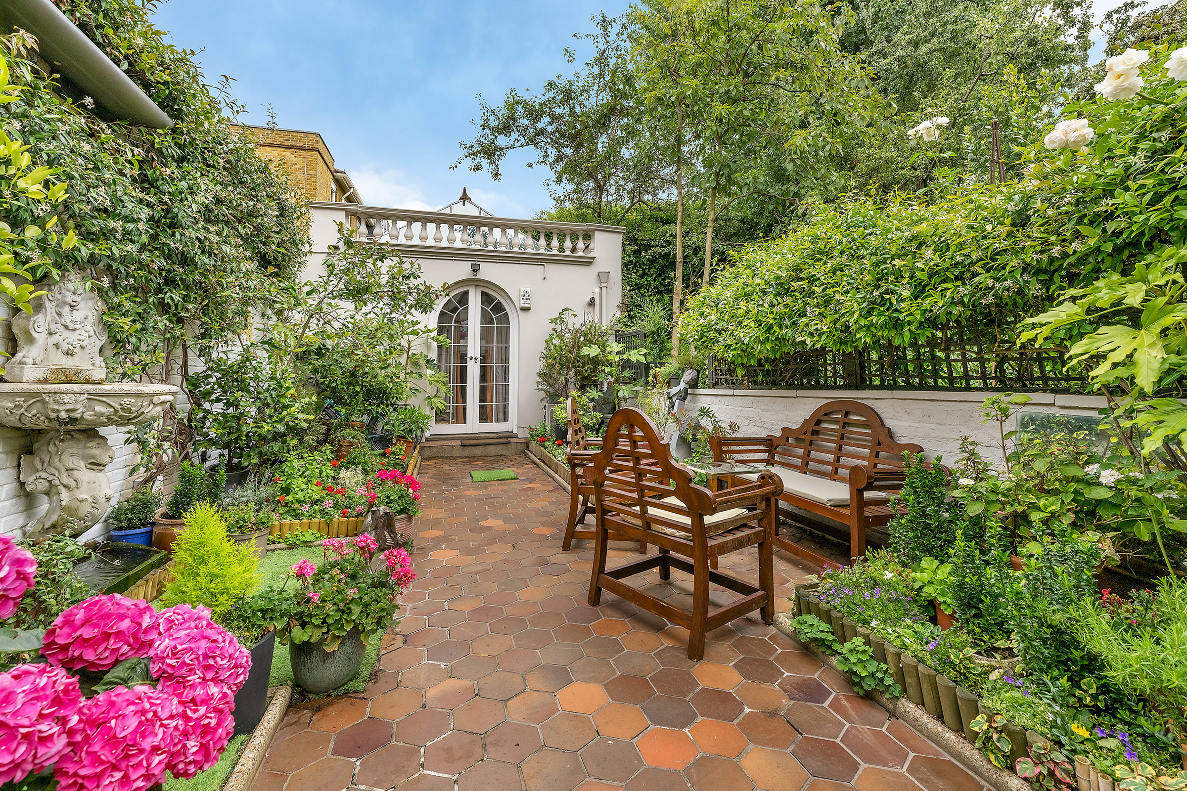  A Six-Bedroom House with Garden, Summer House and Roof Terrace on Cheyne Walk - 物件實景