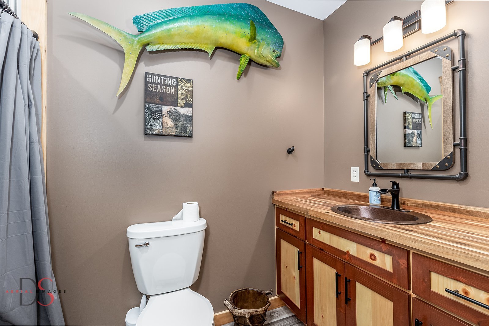 Marseilles, Illinois, 61341, United States, 4 Bedrooms Bedrooms, ,3 BathroomsBathrooms,Residential,For Sale,1970434