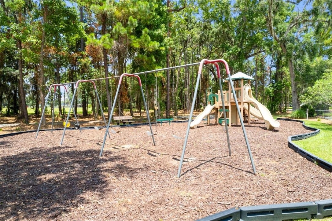 Brunswick, Georgia, 31523, United States, 3 Bedrooms Bedrooms, ,4 BathroomsBathrooms,Residential,For Sale,1991614