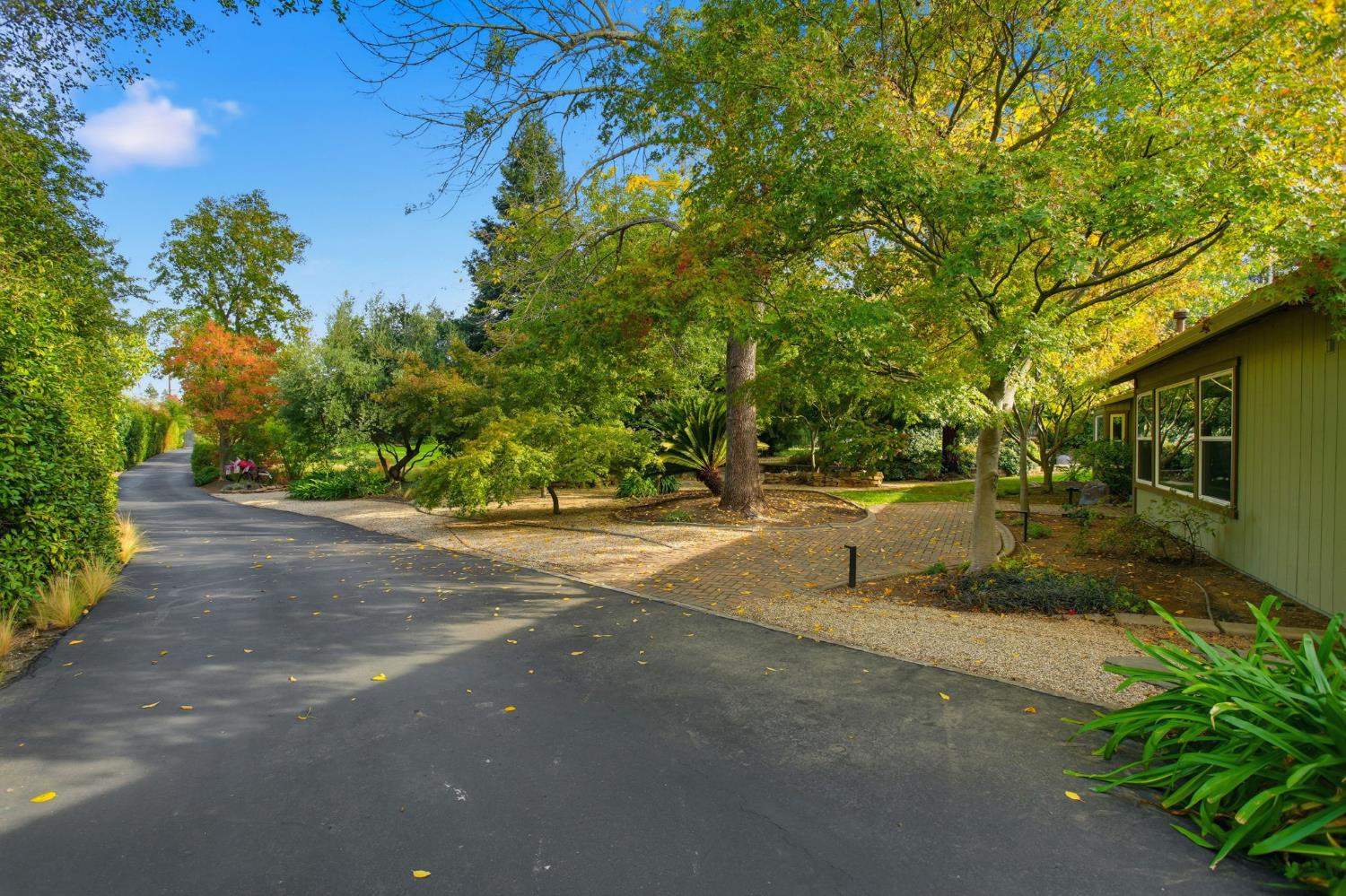 Roseville, California, 95747, United States, 4 Bedrooms Bedrooms, ,4 BathroomsBathrooms,Residential,For Sale,1988108