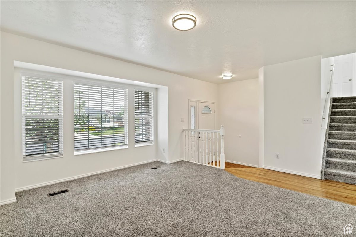 Layton, Utah, 84041, United States, 5 Bedrooms Bedrooms, ,3 BathroomsBathrooms,Residential,For Sale,1837115
