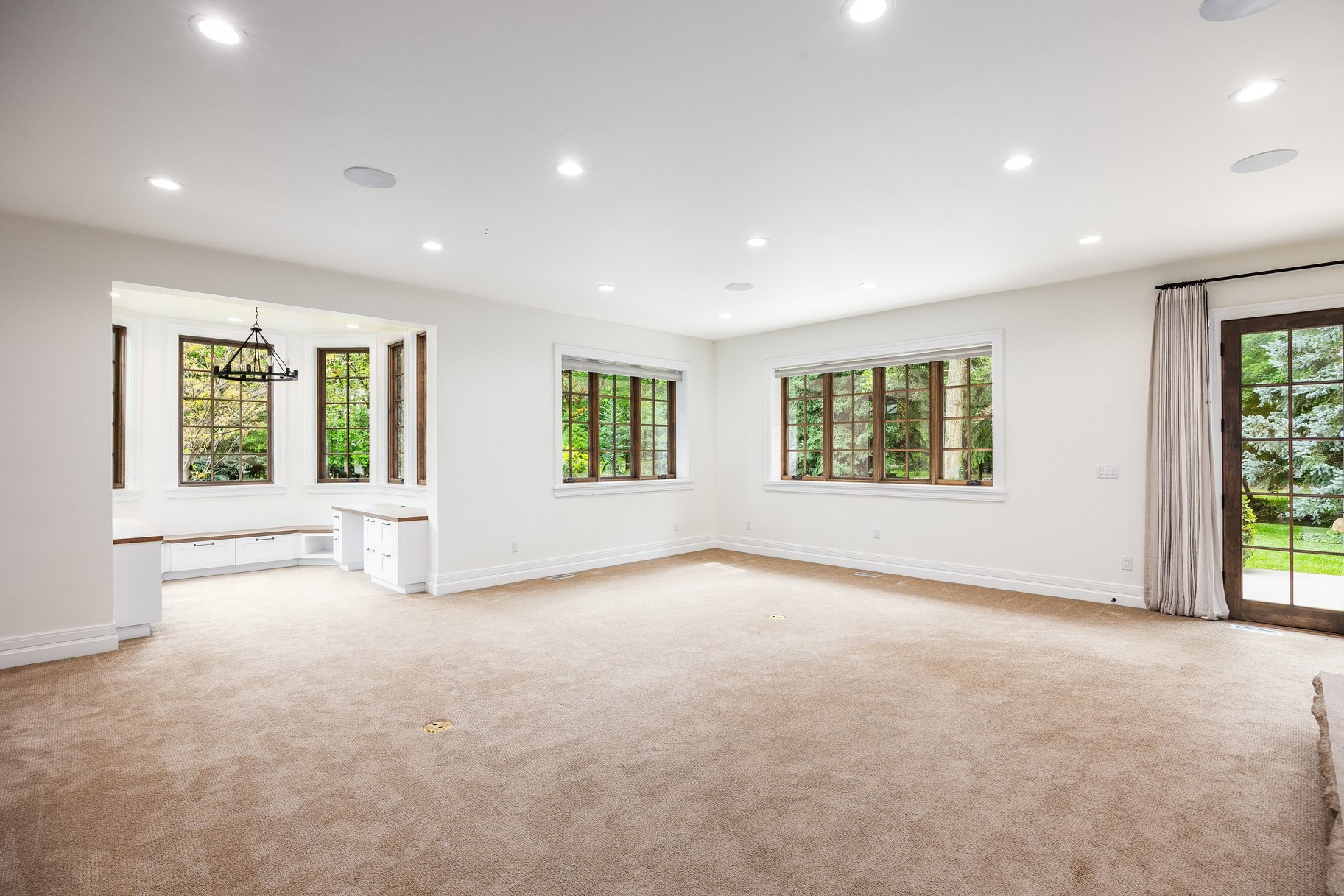 Stunning Tudor Estate in Premier Walker Lane Neighborhood - 物件實景