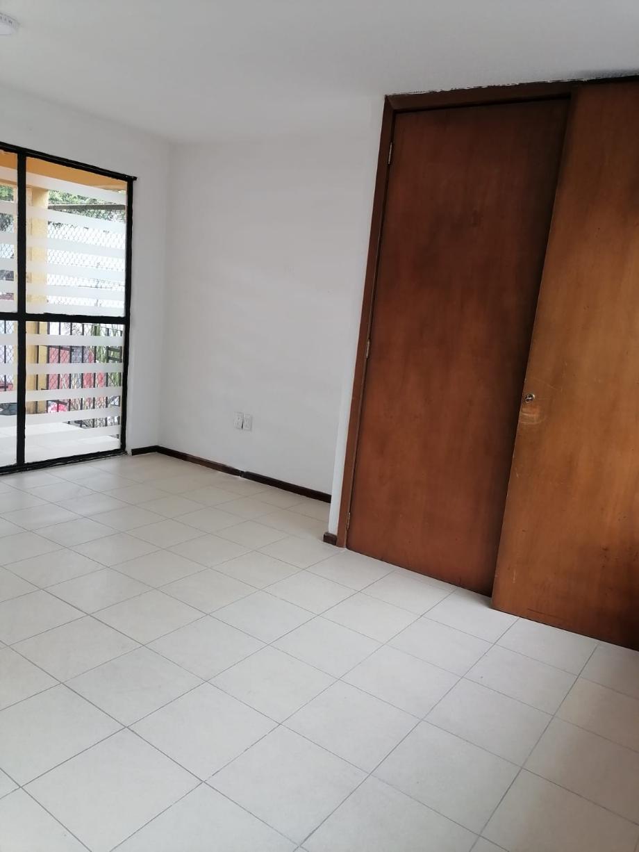 Azcapotzalco, Ciudad de México, 02080, Mexico, 7 Bedrooms Bedrooms, ,4 BathroomsBathrooms,Residential,For Sale,1917251