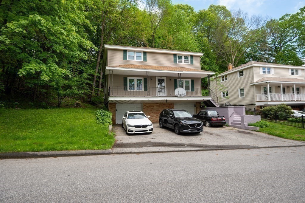 Worcester, Massachusetts, 01602, United States, 6 Bedrooms Bedrooms, ,2 BathroomsBathrooms,Residential,For Sale,1949815