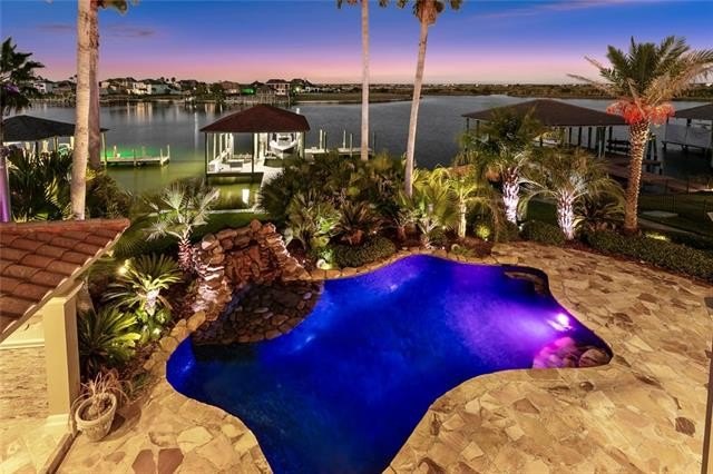 Slidell, Louisiana, 70461, United States, 5 Bedrooms Bedrooms, ,7 BathroomsBathrooms,Residential,For Sale,2005702