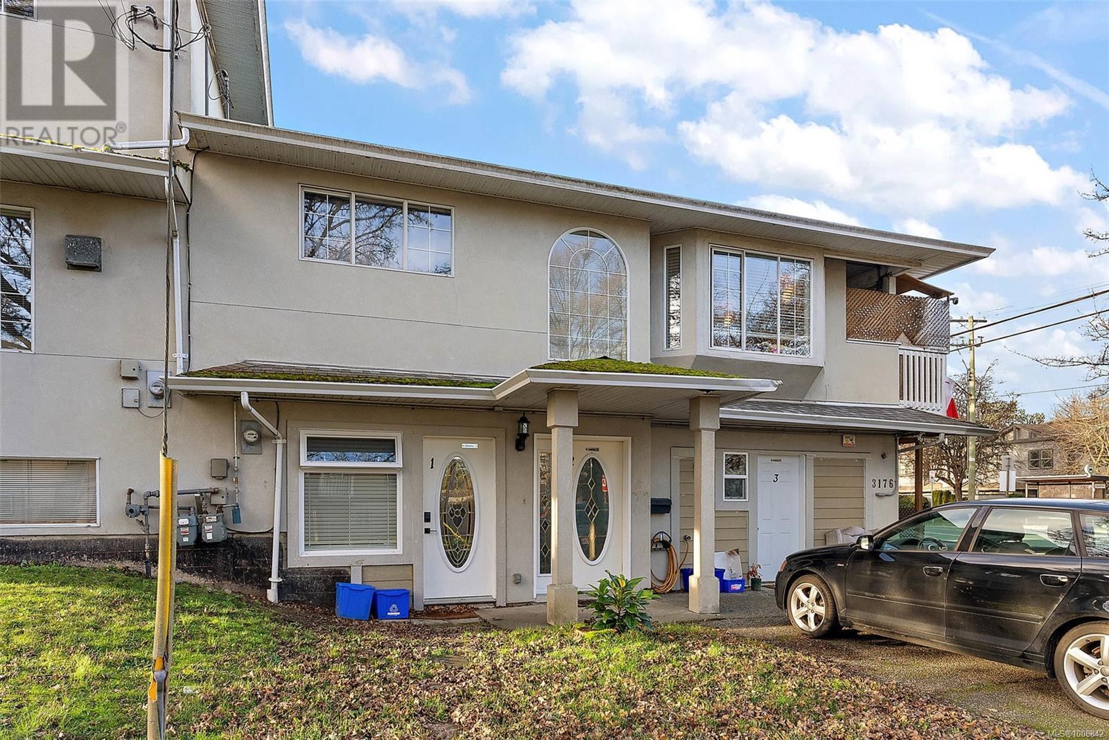 VICTORIA, British Columbia, V9A 1S1, CA, 4 Bedrooms Bedrooms, ,4 BathroomsBathrooms,Residential,For Sale,1906230
