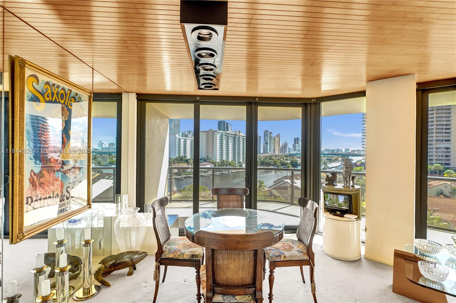 Aventura, Florida, 33180, United States, 2 Bedrooms Bedrooms, ,2 BathroomsBathrooms,Residential,For Sale,1994383