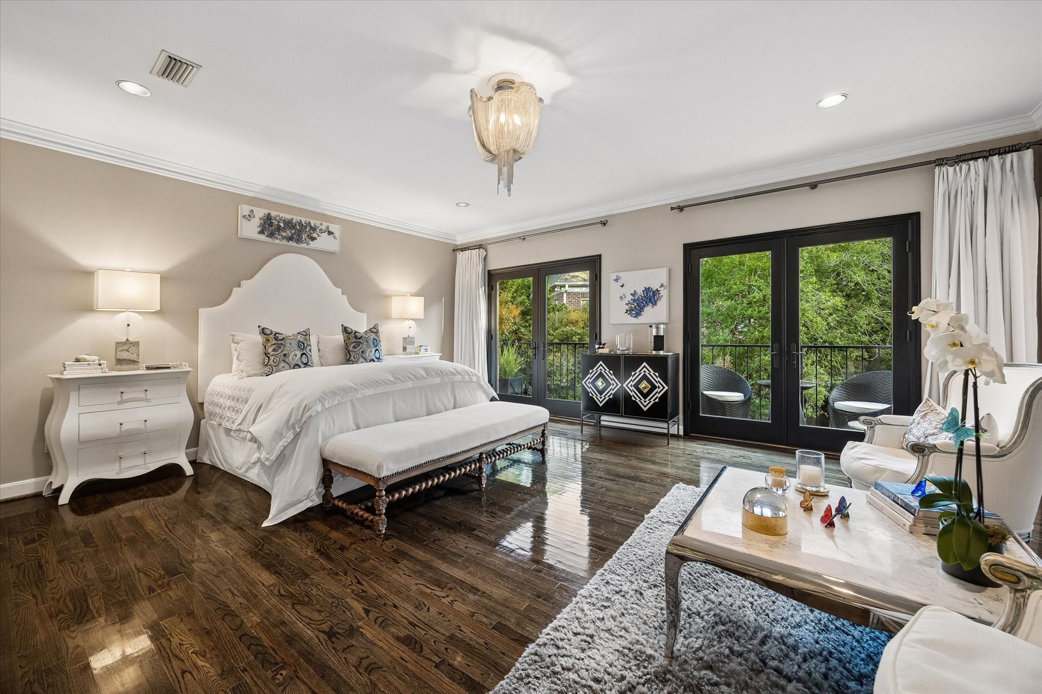  991 S Post Oak Lane - 物件實景