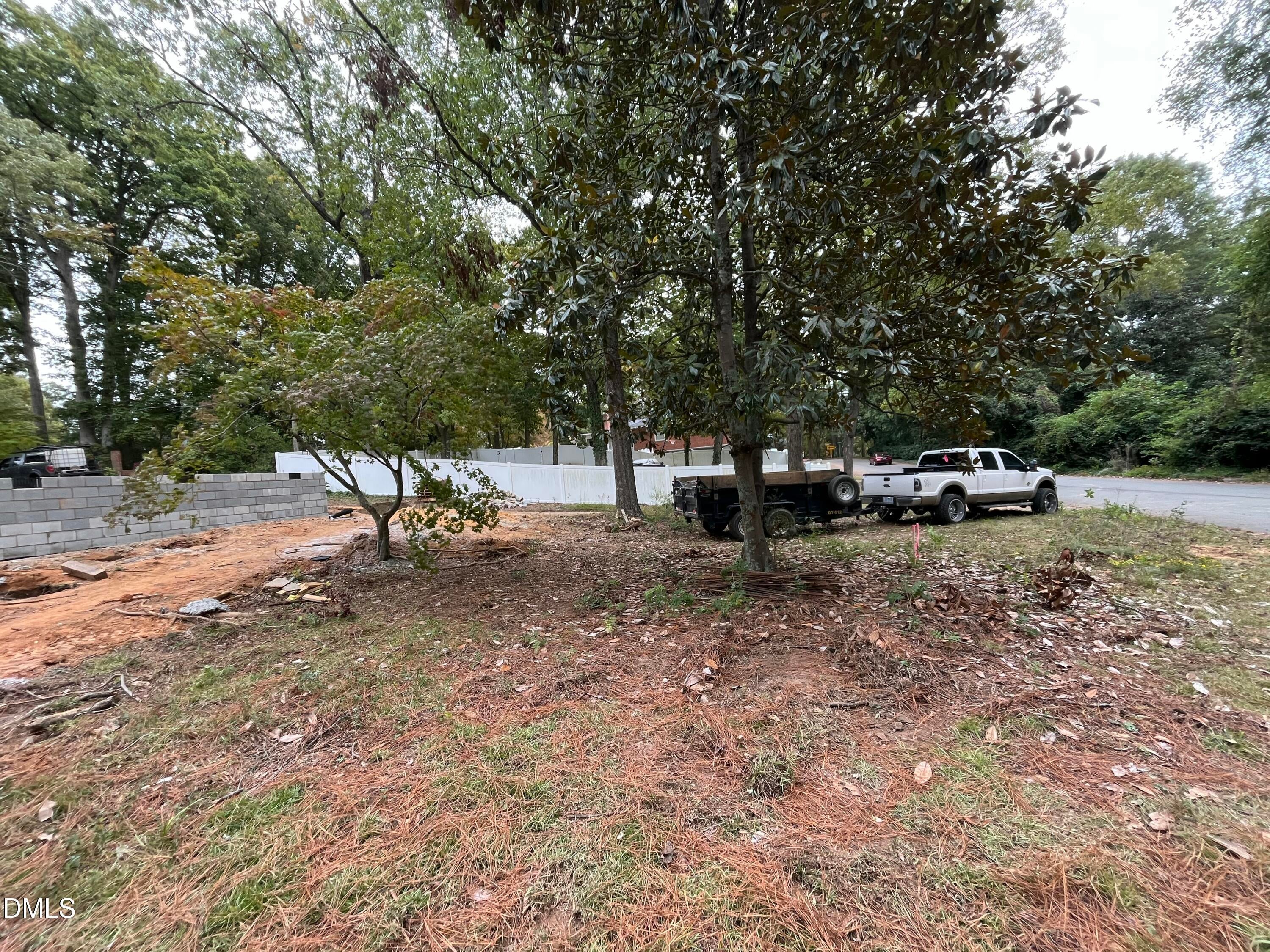 Burlington, North Carolina, 27215, United States, 6 Bedrooms Bedrooms, ,5 BathroomsBathrooms,Residential,For Sale,1999831