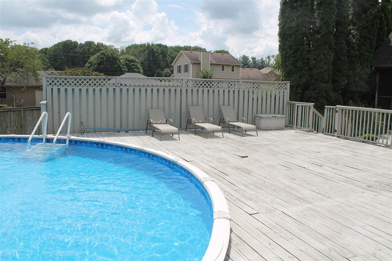 Alvaton, Kentucky, 42122, United States, 5 Bedrooms Bedrooms, ,4 BathroomsBathrooms,Residential,For Sale,1908612