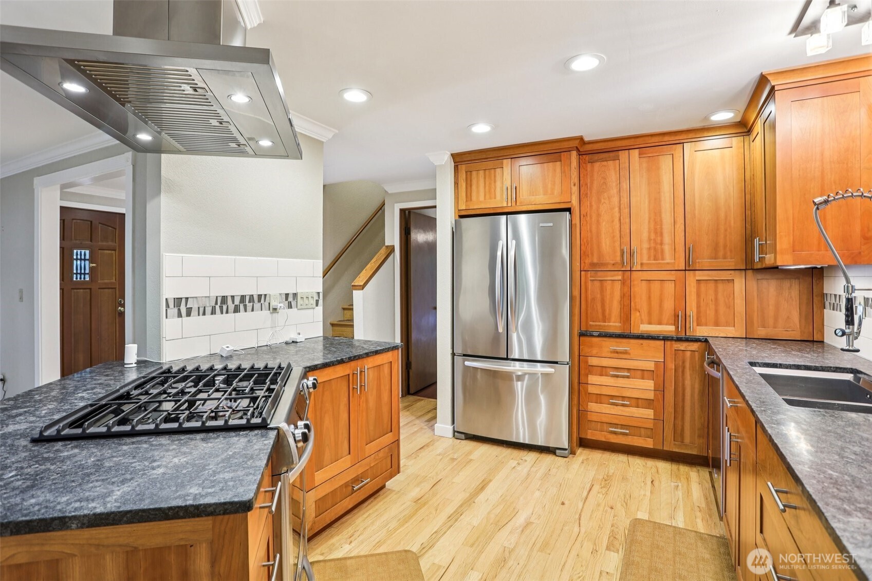 Lake Forest Park, Washington, 98155, United States, 4 Bedrooms Bedrooms, ,2 BathroomsBathrooms,Residential,For Sale,1936982