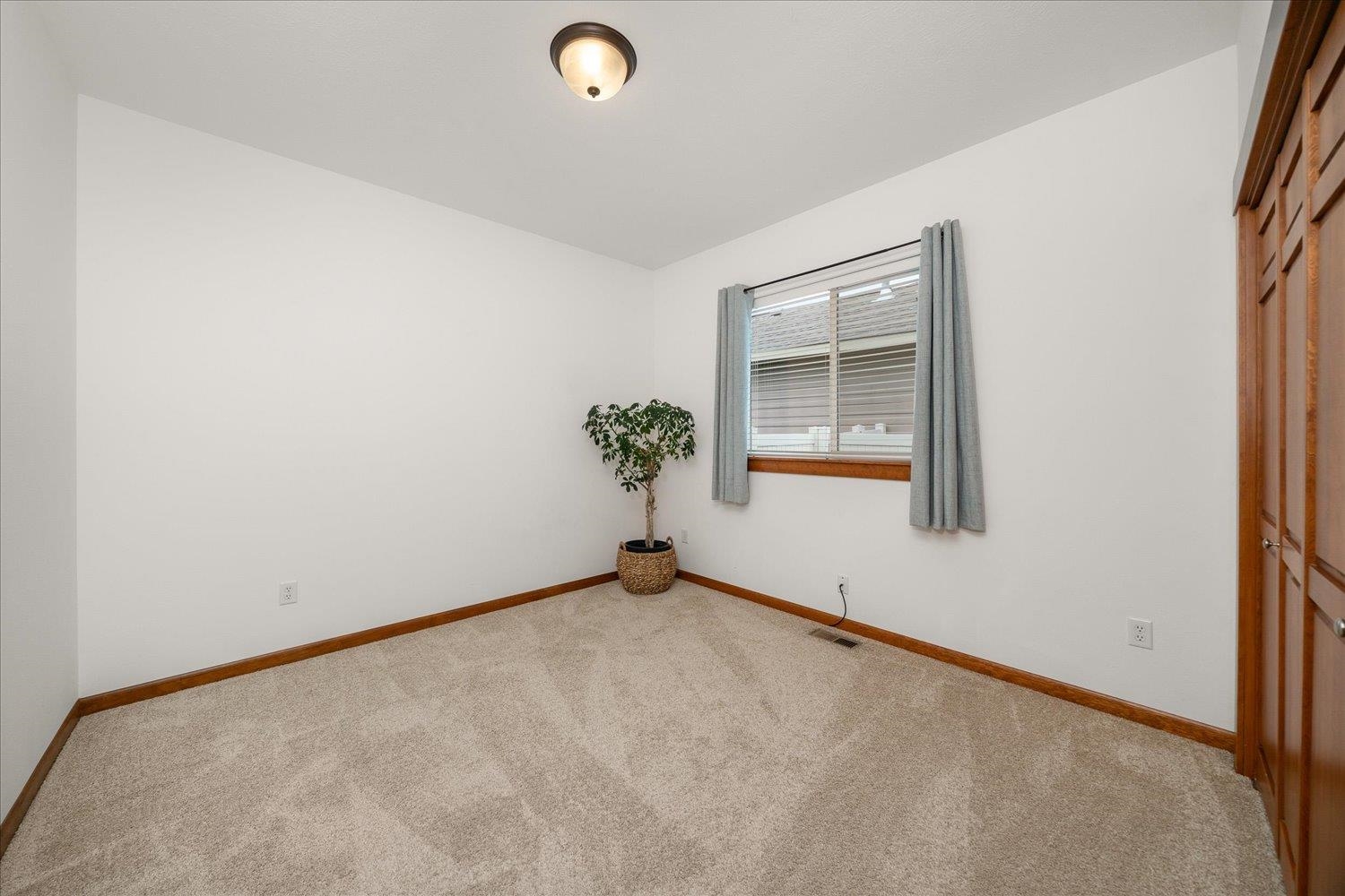 Spokane, Washington, 99224, United States, 4 Bedrooms Bedrooms, ,2 BathroomsBathrooms,Residential,For Sale,1985740