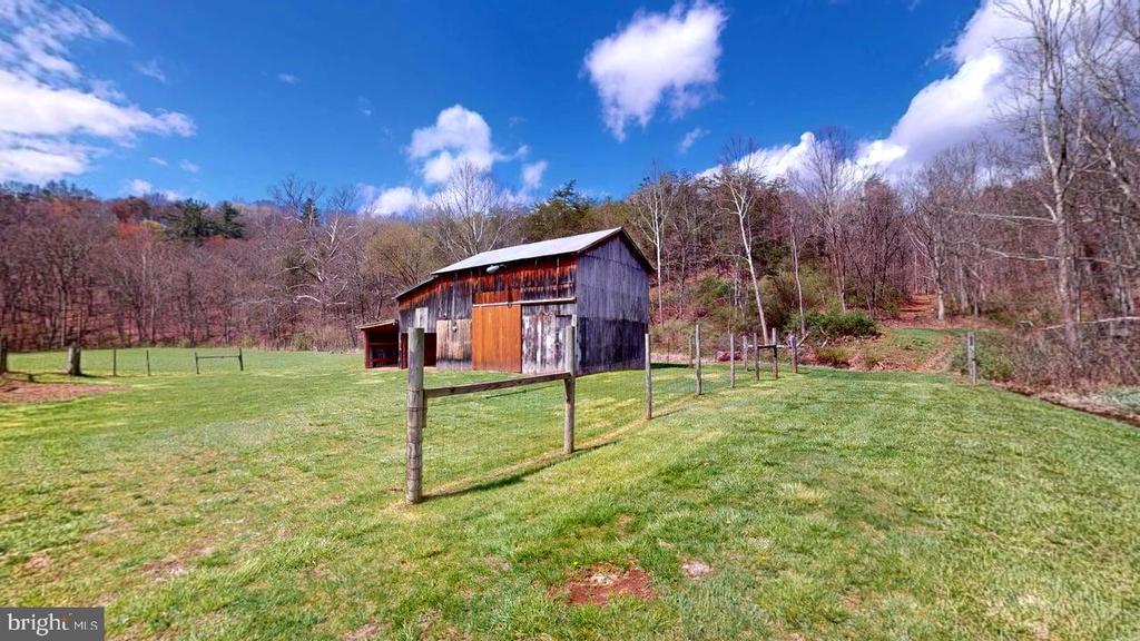 RIO, West Virginia, 26755, United States, 4 Bedrooms Bedrooms, ,2 BathroomsBathrooms,Residential,For Sale,1793735