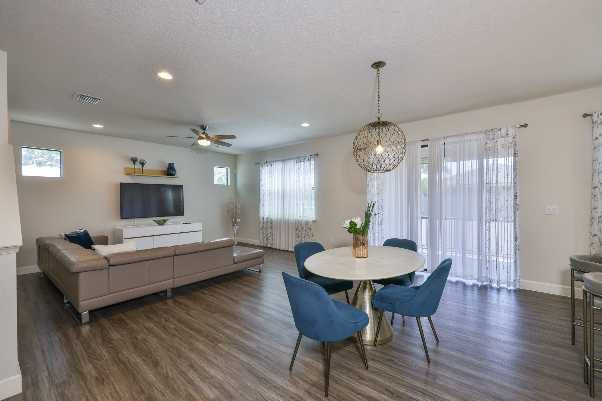 Tampa, Florida, 33616, United States, 4 Bedrooms Bedrooms, ,3 BathroomsBathrooms,Residential,For Sale,1920759