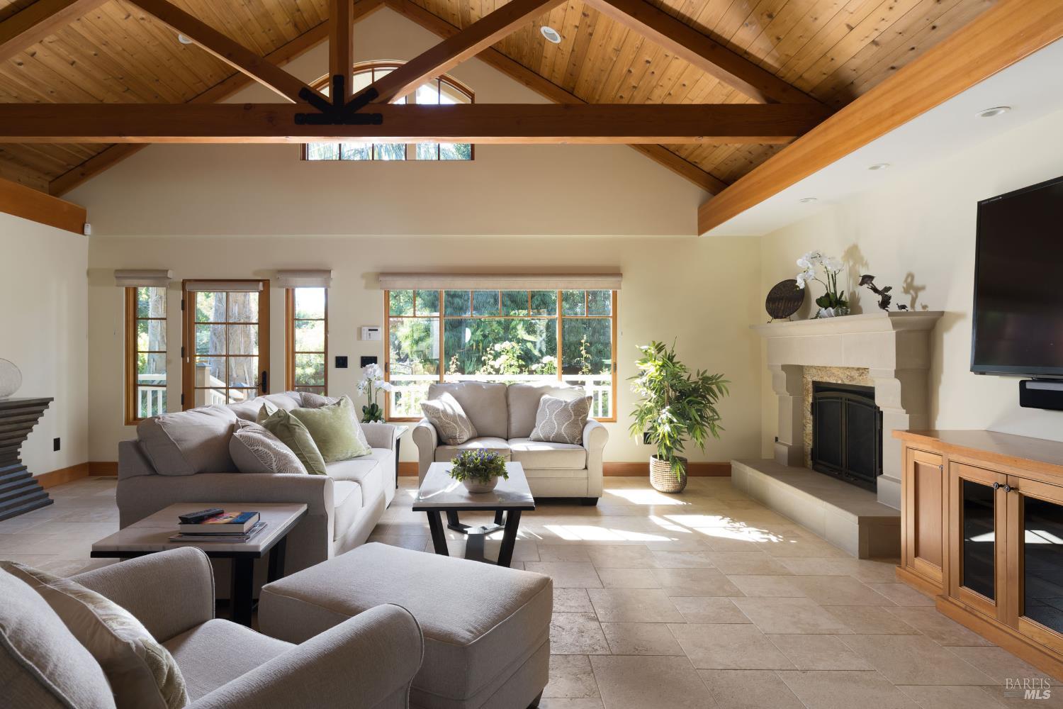 Santa Rosa, California, 95401, United States, 4 Bedrooms Bedrooms, ,4 BathroomsBathrooms,Residential,For Sale,1993093