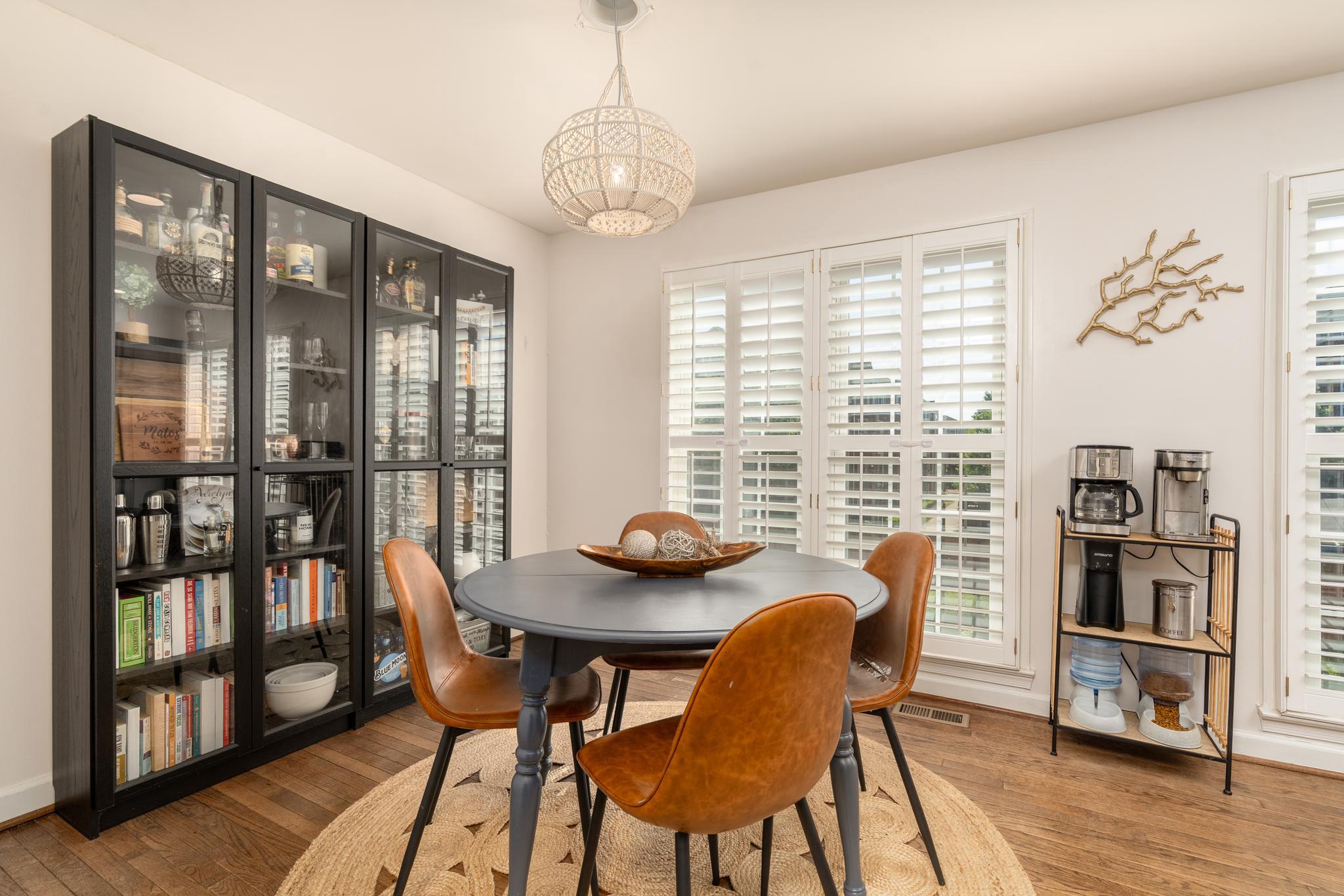  3560 S George Mason Drive, Alexandria, VA, 22302 - 物件實景