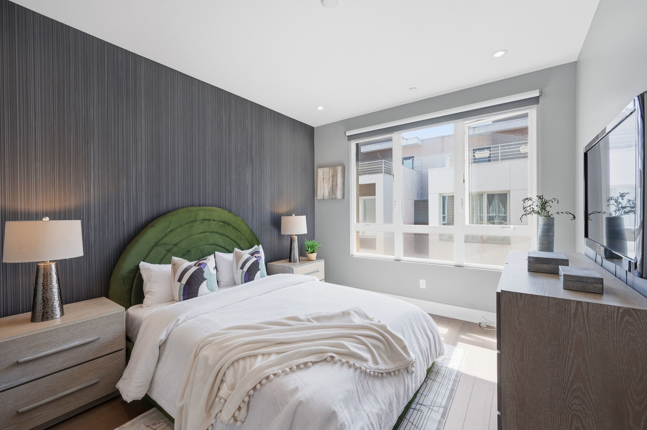  1400 North Fuller Avenue - 物件實景