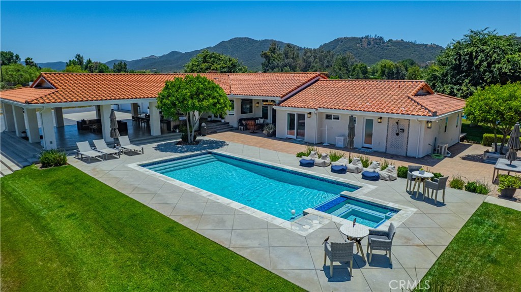 Murrieta, California, 92562, United States, 3 Bedrooms Bedrooms, ,4 BathroomsBathrooms,Residential,For Sale,1847394