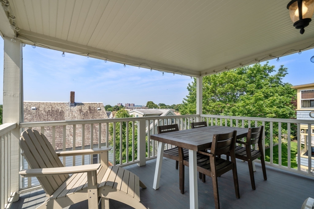 Somerville, Massachusetts, 02144, United States, 3 Bedrooms Bedrooms, ,3 BathroomsBathrooms,Residential,For Sale,1940459