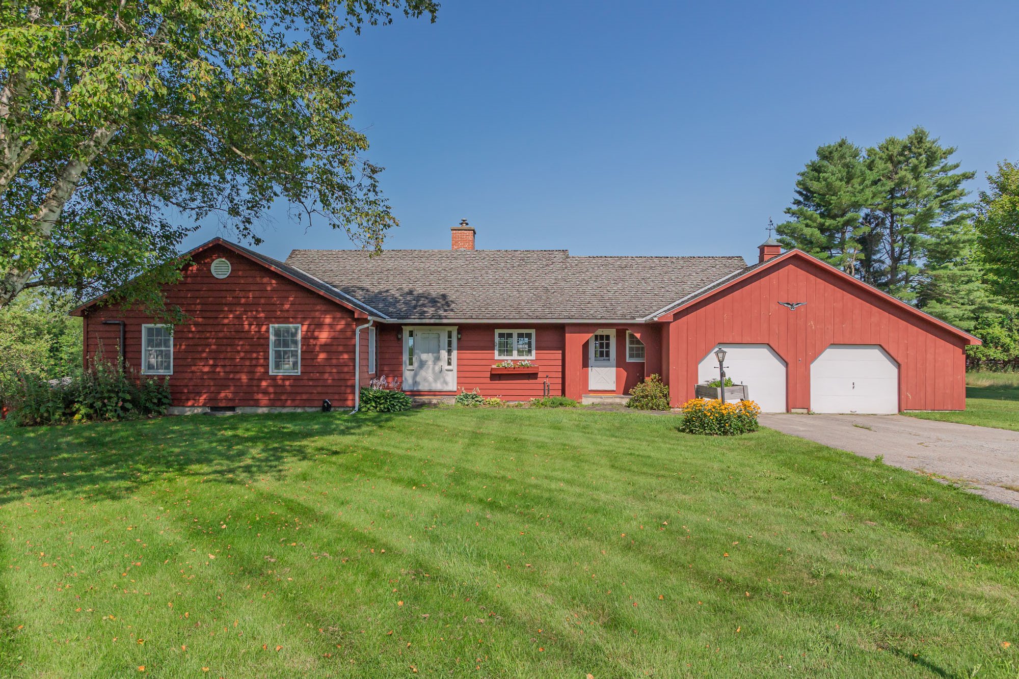 Hyde Park, Vermont, 05655, United States, 3 Bedrooms Bedrooms, ,2 BathroomsBathrooms,Residential,For Sale,1942528