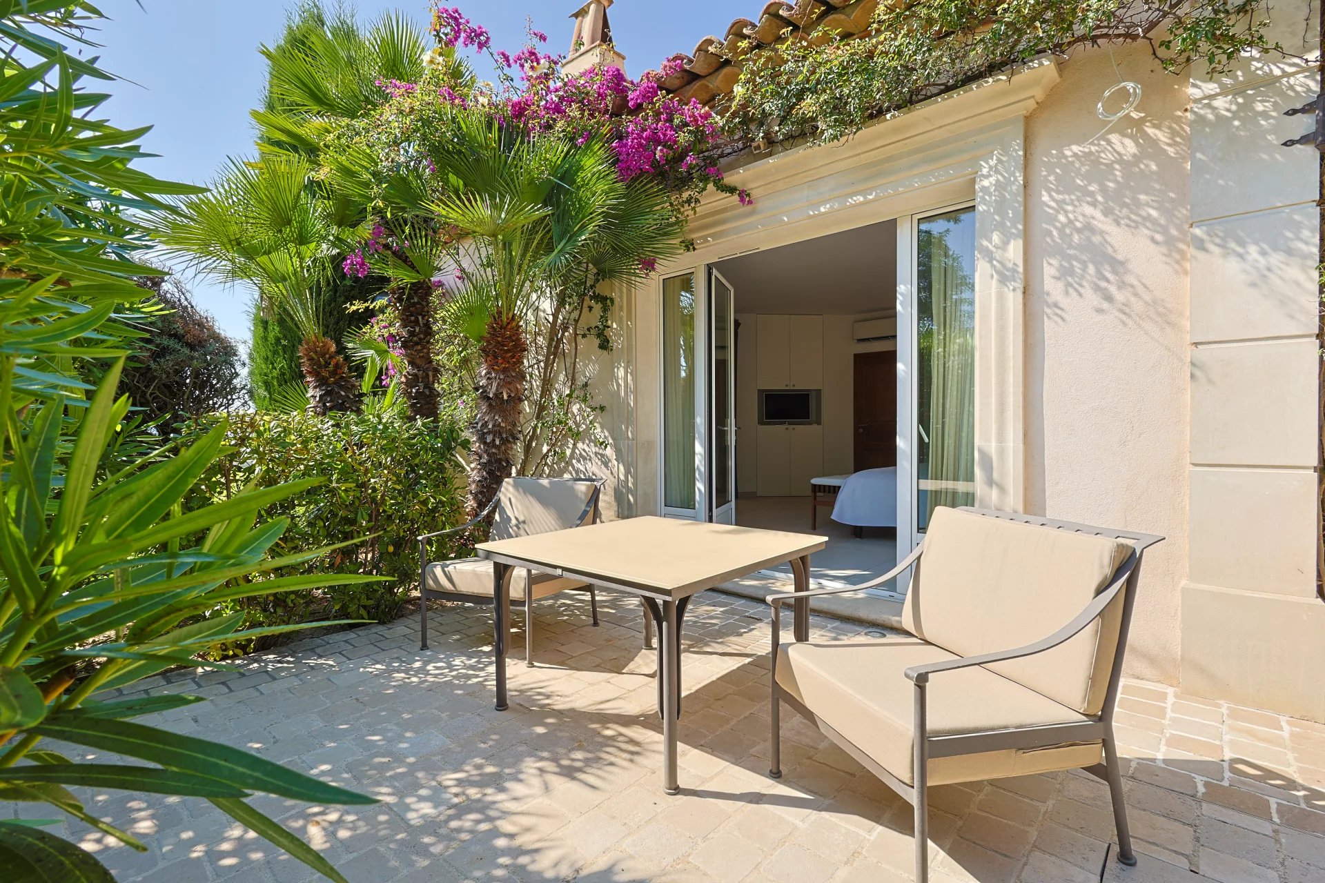 Saint-Tropez, Provence-Alpes-Côte d’Azur, 83990, FR, ,Residential,For Sale,1897546