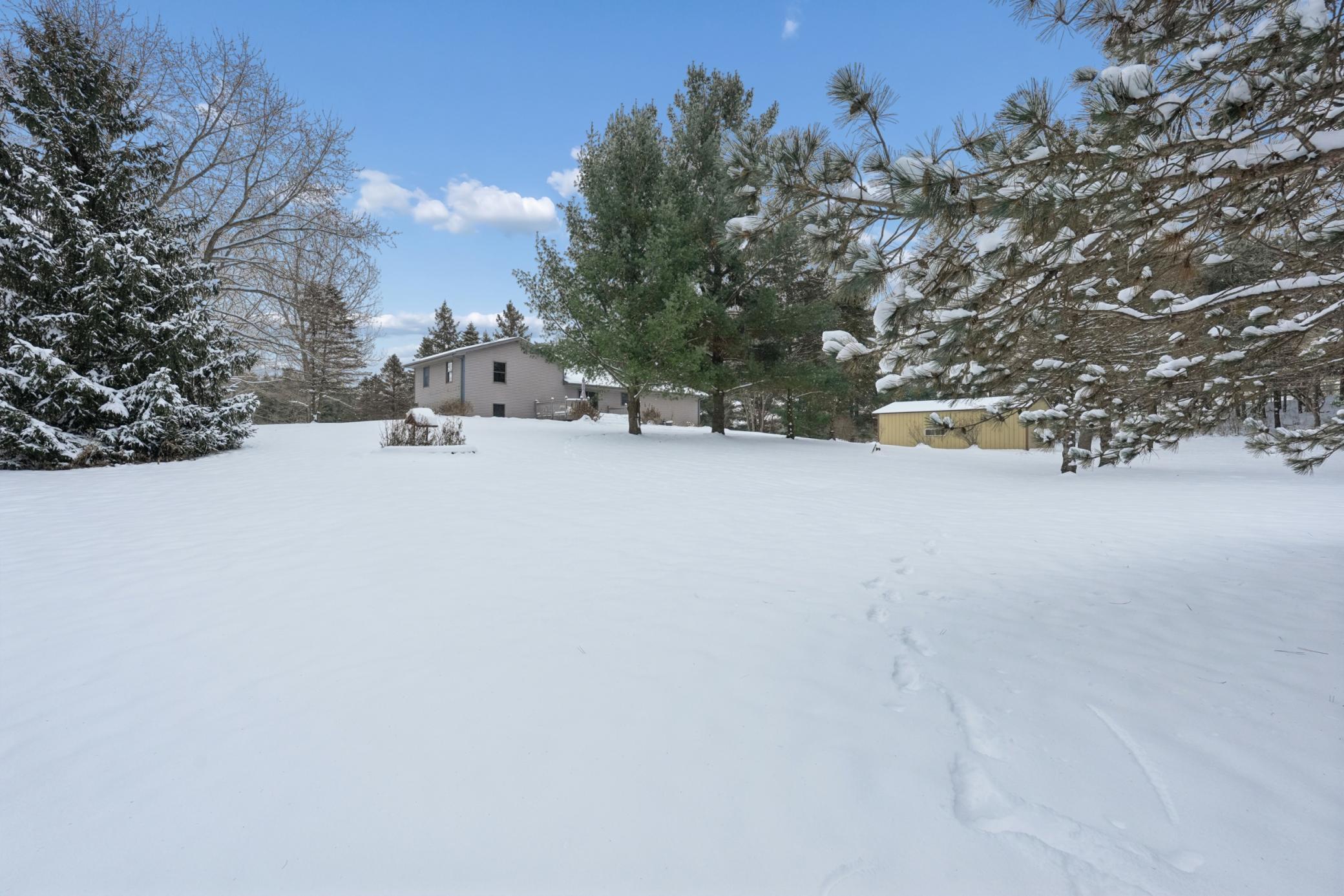 Hudson, Wisconsin, 54016, United States, 3 Bedrooms Bedrooms, ,1 BathroomBathrooms,Residential,For Sale,2002060