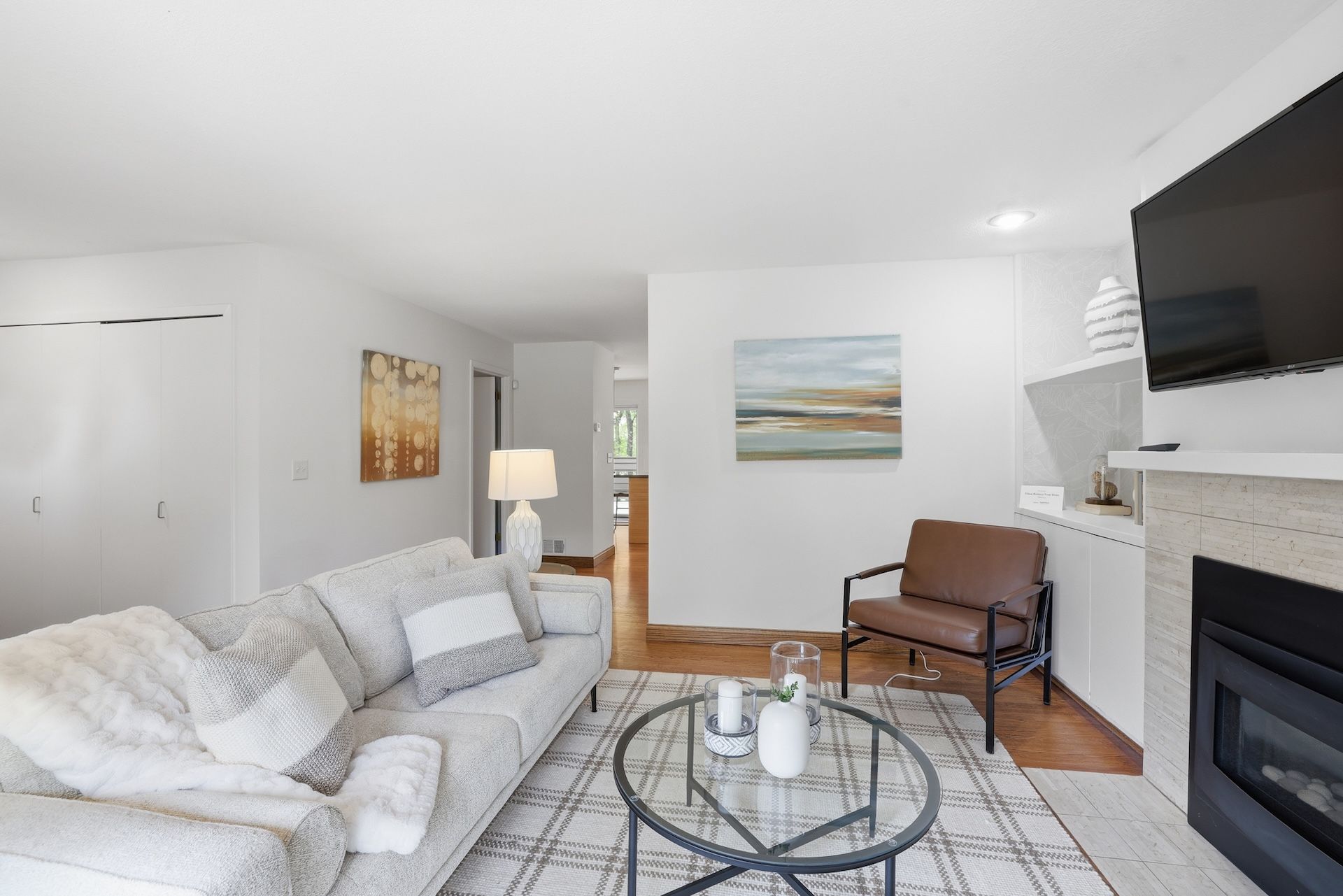  Renovated Townhome with Panoramic Views of Cedar Lake - 物件實景
