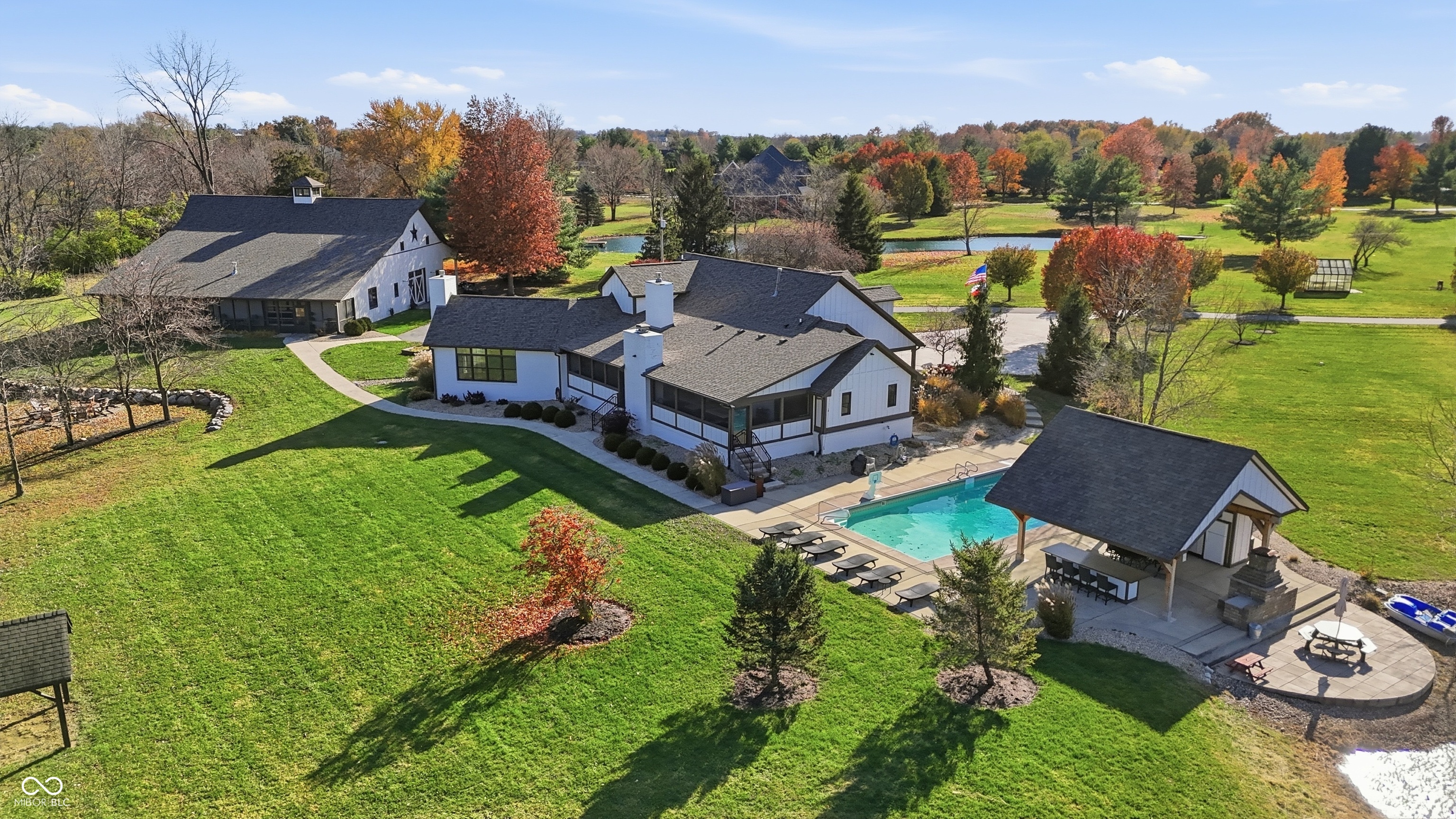 Bargersville, Indiana, 46106, United States, 5 Bedrooms Bedrooms, ,6 BathroomsBathrooms,Residential,For Sale,1992401