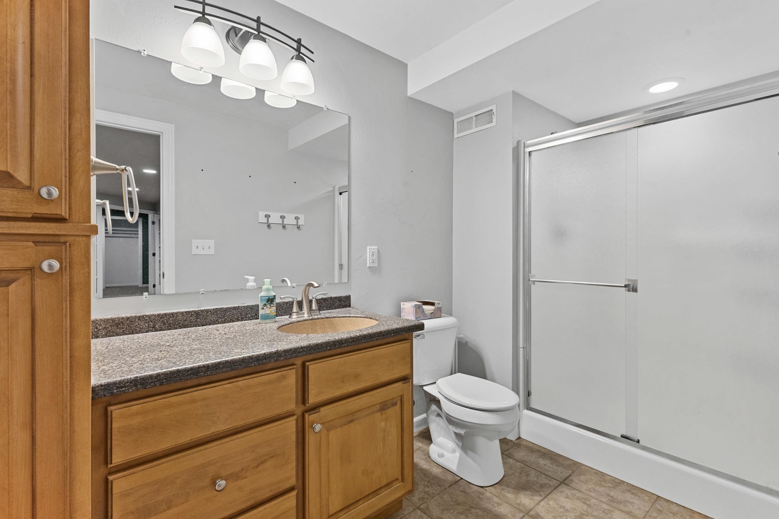 Neenah, Wisconsin, 54956, United States, 4 Bedrooms Bedrooms, ,4 BathroomsBathrooms,Residential,For Sale,1930712